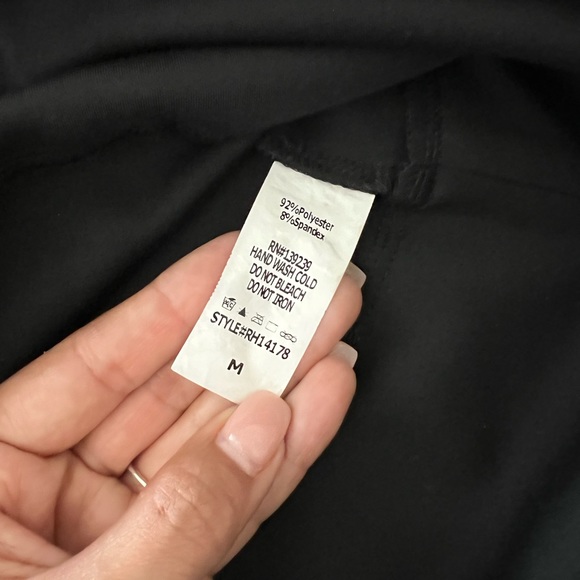 Black off the shoulder dress - Picture 3 of 4